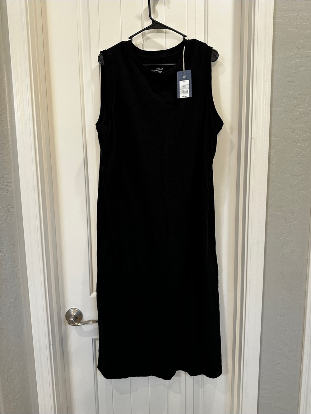 Sleeveless Black Maxi T-shirt Dress - Picture 3 of 7